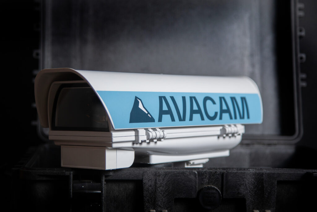 Image of Avacam's device in the case